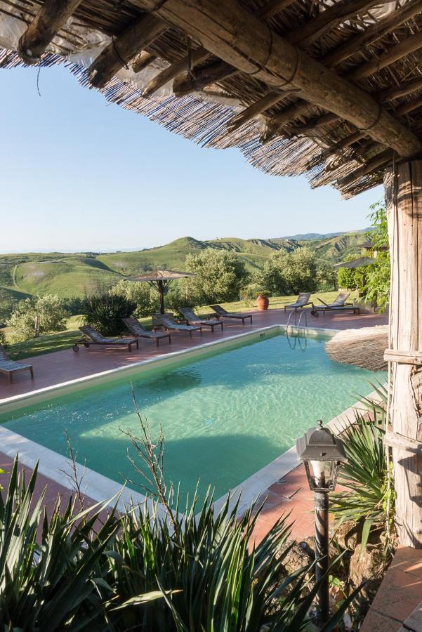 וולטרה Agriturismo Fattoria Lischeto מראה חיצוני תמונה